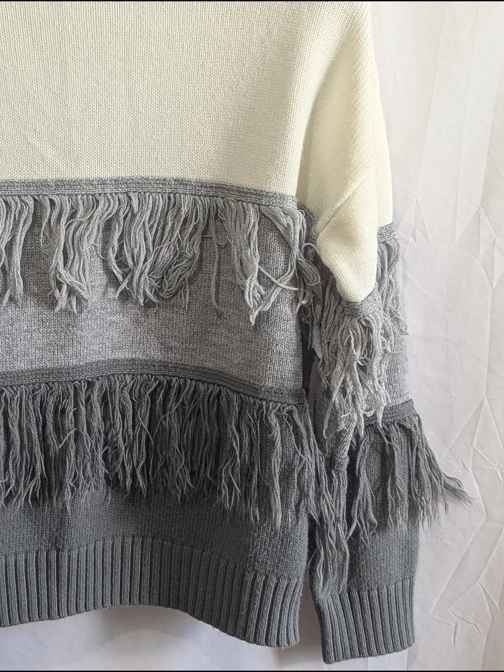 Pink Lily Fringe Colorblock Knit Sweater Ivory Gray Long Sleeve Boho Size S